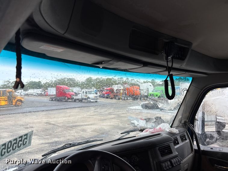 image for item YA4132 2025 Peterbilt 567 dump truck