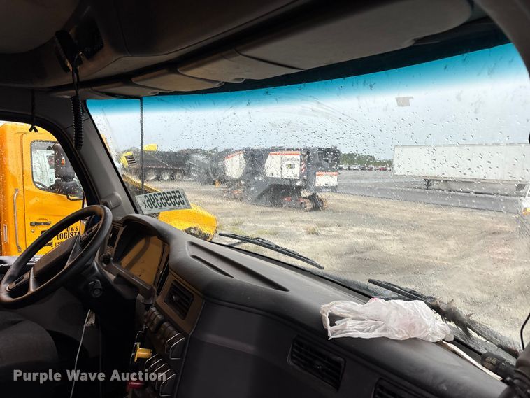 image for item YA4132 2025 Peterbilt 567 dump truck