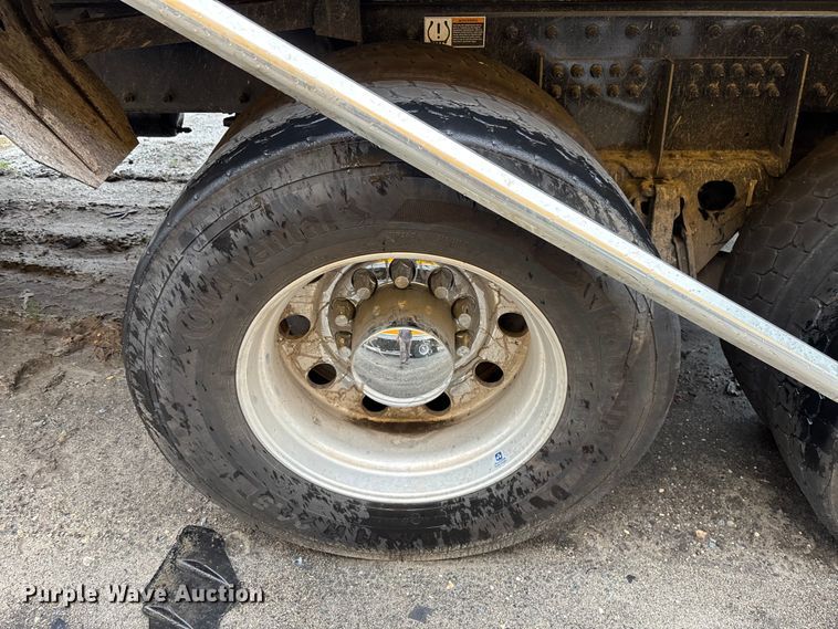 image for item YA4132 2025 Peterbilt 567 dump truck