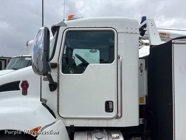 image for item YA4150 2013 Kenworth T370 utility / service truck
