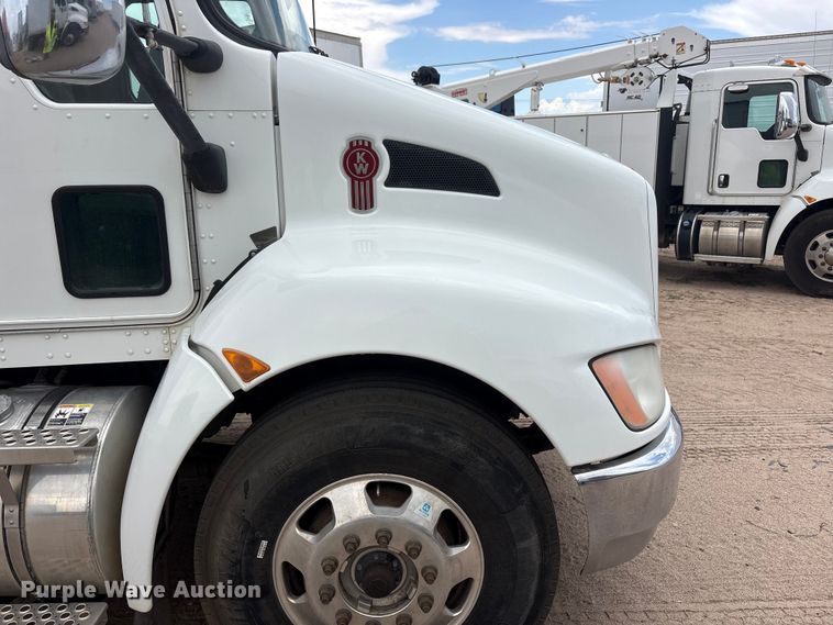 image for item YA4150 2013 Kenworth T370 utility / service truck