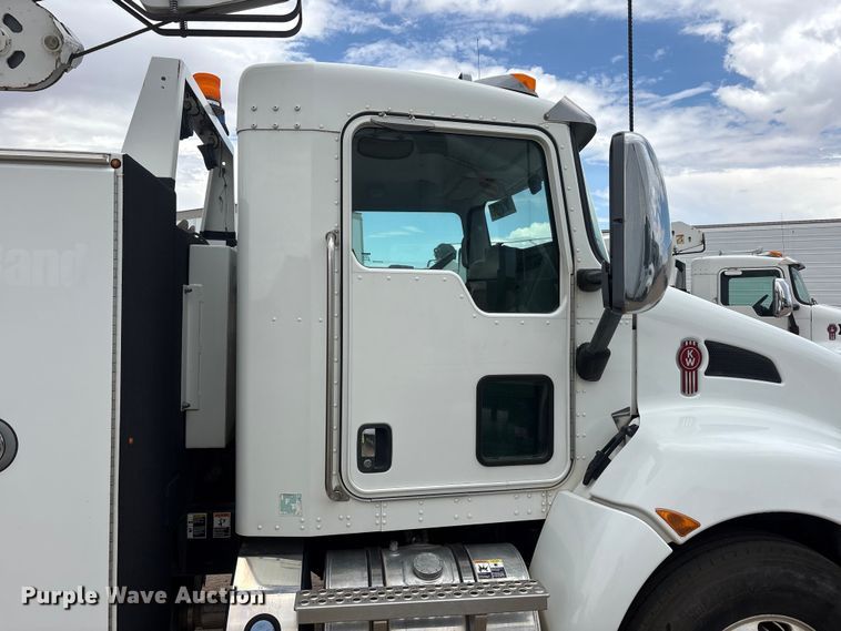 image for item YA4150 2013 Kenworth T370 utility / service truck