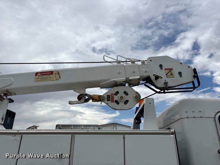 image for item YA4150 2013 Kenworth T370 utility / service truck