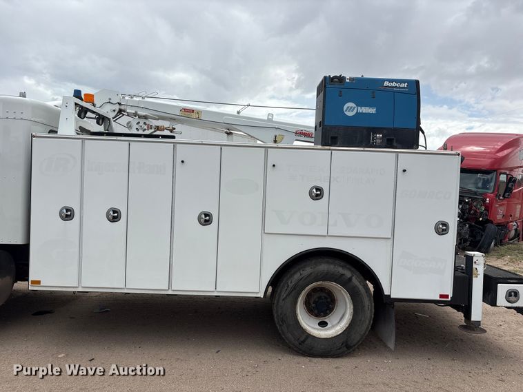 image for item YA4150 2013 Kenworth T370 utility / service truck