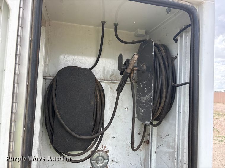 image for item YA4150 2013 Kenworth T370 utility / service truck
