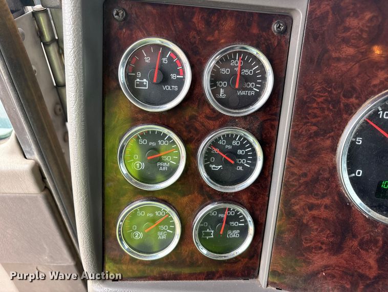 image for item YA4150 2013 Kenworth T370 utility / service truck