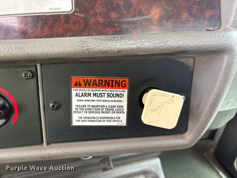 image for item YA4150 2013 Kenworth T370 utility / service truck