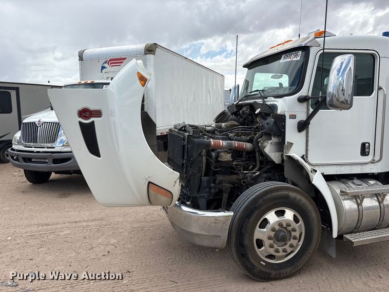 image for item YA4150 2013 Kenworth T370 utility / service truck