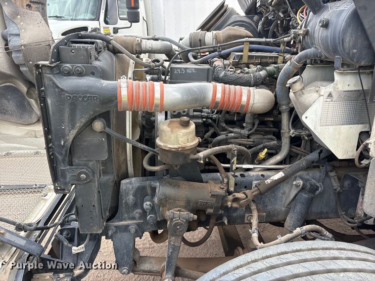 image for item YA4150 2013 Kenworth T370 utility / service truck