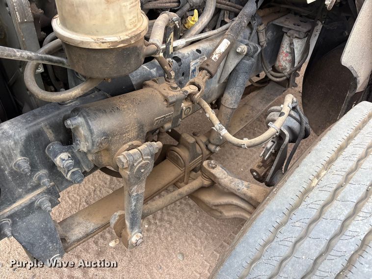 image for item YA4150 2013 Kenworth T370 utility / service truck