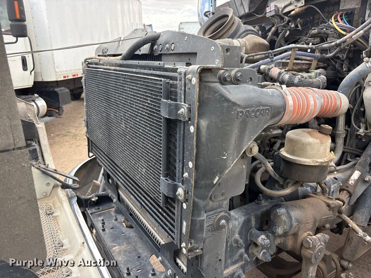 image for item YA4150 2013 Kenworth T370 utility / service truck