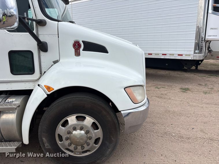 image for item YA4151 2013 Kenworth T370 utility / service truck