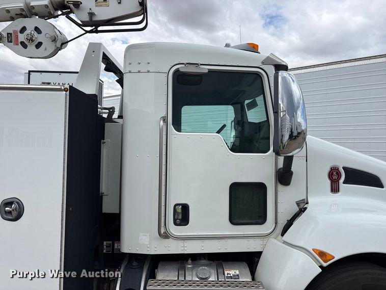 image for item YA4151 2013 Kenworth T370 utility / service truck