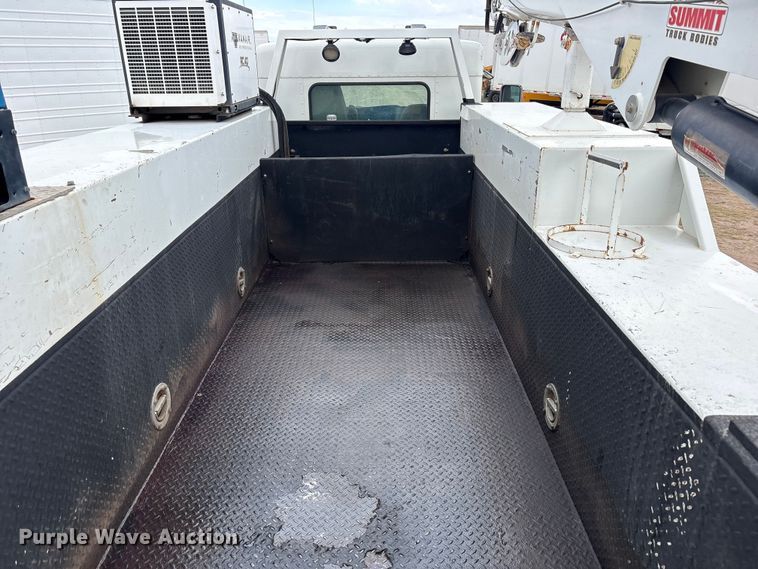 image for item YA4151 2013 Kenworth T370 utility / service truck
