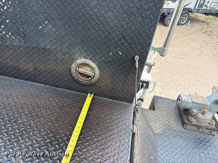 image for item YA4151 2013 Kenworth T370 utility / service truck