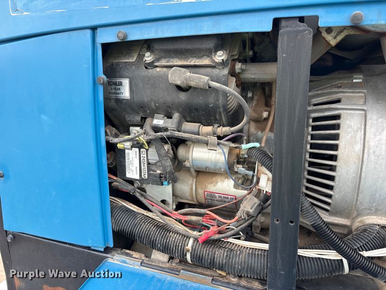 image for item YA4151 2013 Kenworth T370 utility / service truck