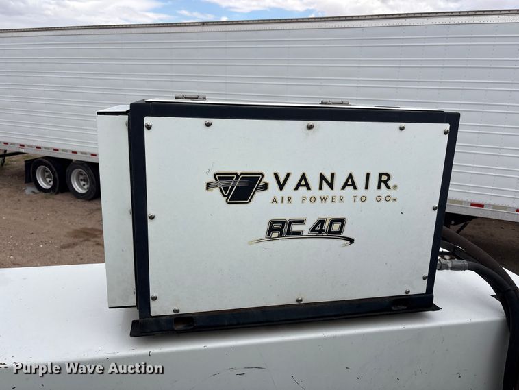 image for item YA4151 2013 Kenworth T370 utility / service truck