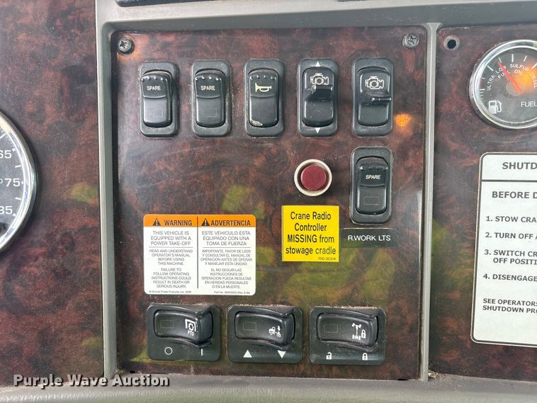 image for item YA4151 2013 Kenworth T370 utility / service truck
