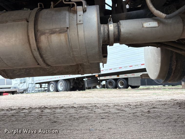 image for item YA4151 2013 Kenworth T370 utility / service truck