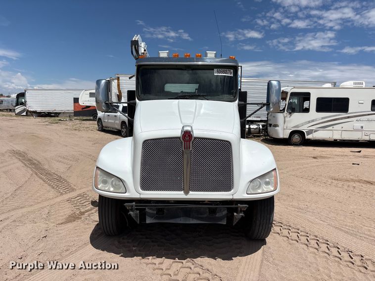 image for item YA4152 2013 Kenworth T370 utility / service truck