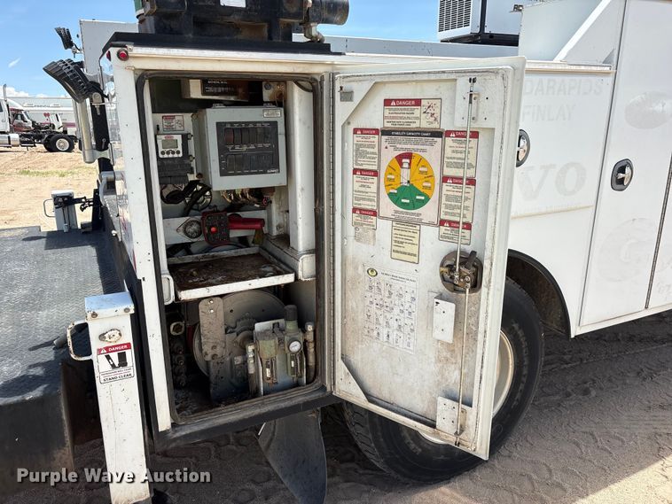 image for item YA4152 2013 Kenworth T370 utility / service truck