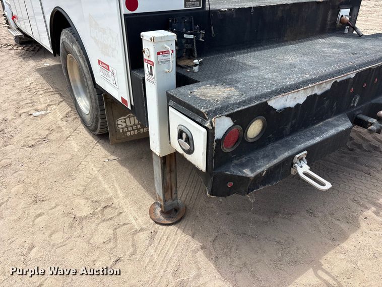 image for item YA4152 2013 Kenworth T370 utility / service truck