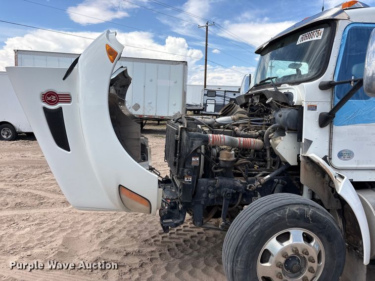 image for item YA4152 2013 Kenworth T370 utility / service truck