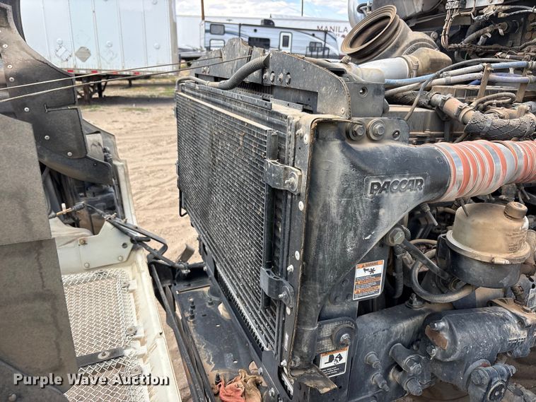 image for item YA4152 2013 Kenworth T370 utility / service truck