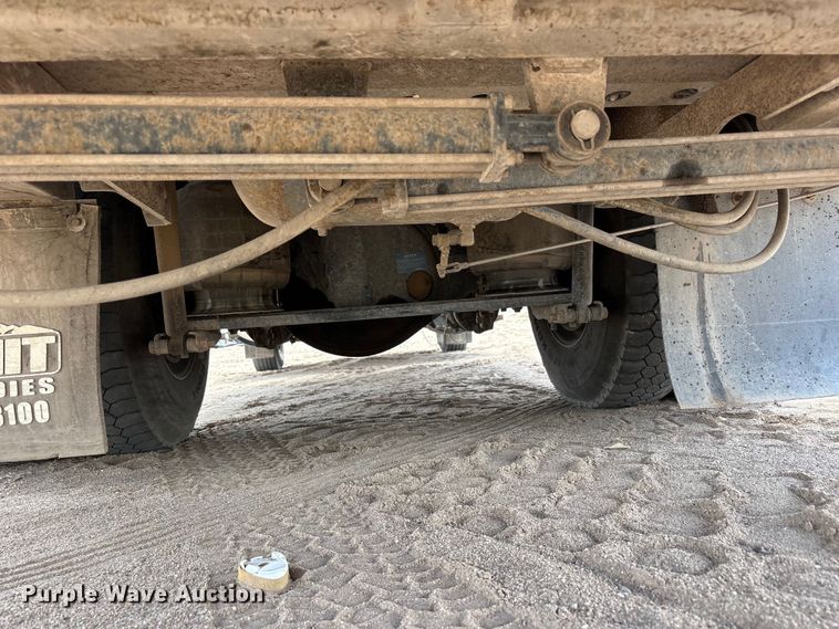image for item YA4152 2013 Kenworth T370 utility / service truck