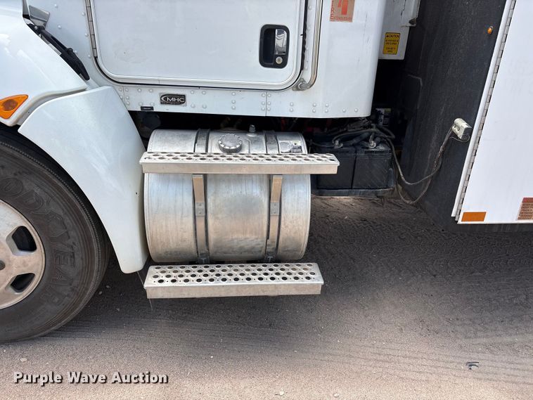 image for item YA4153 2016 Kenworth T370 utility / service truck