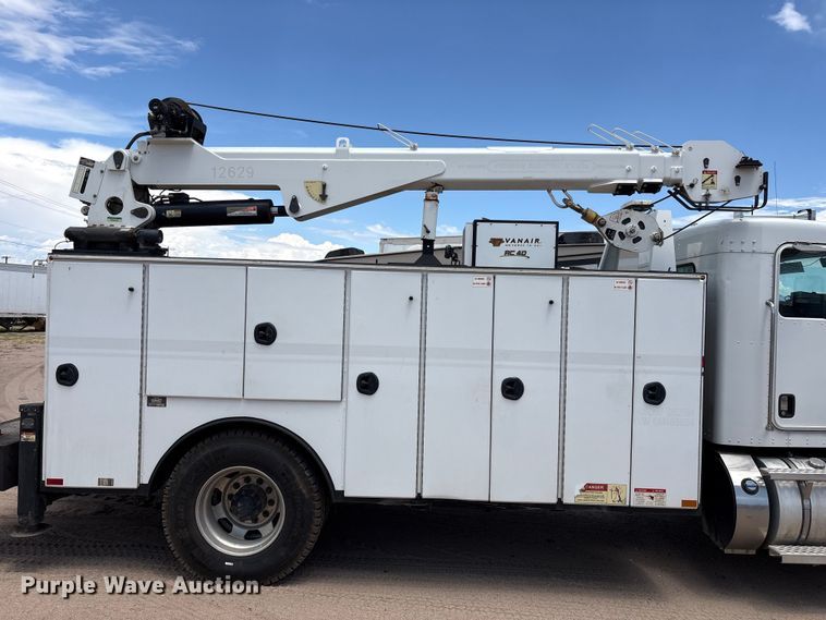 image for item YA4153 2016 Kenworth T370 utility / service truck