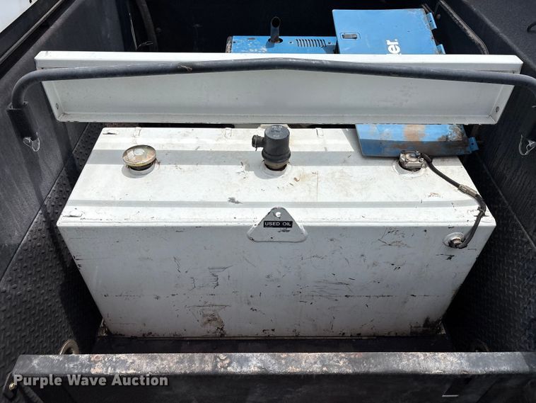 image for item YA4153 2016 Kenworth T370 utility / service truck