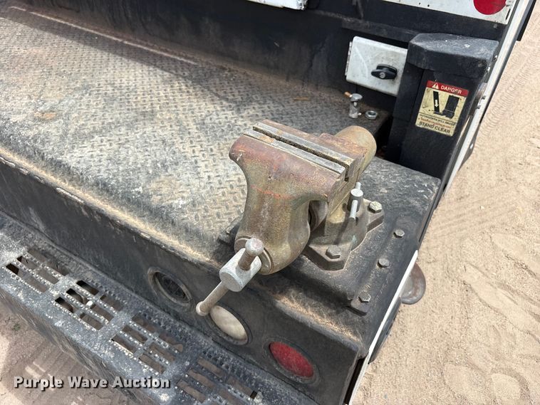 image for item YA4153 2016 Kenworth T370 utility / service truck