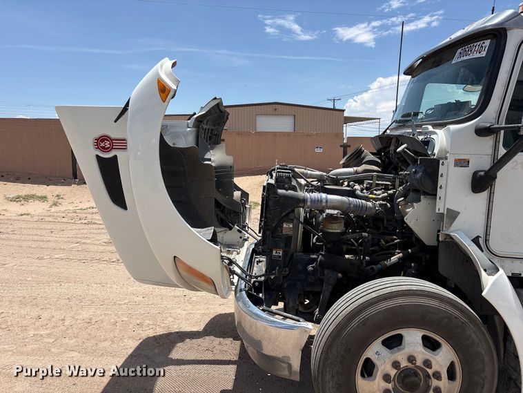 image for item YA4153 2016 Kenworth T370 utility / service truck