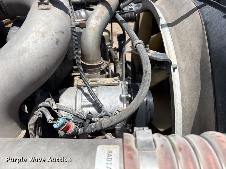 image for item YA4153 2016 Kenworth T370 utility / service truck