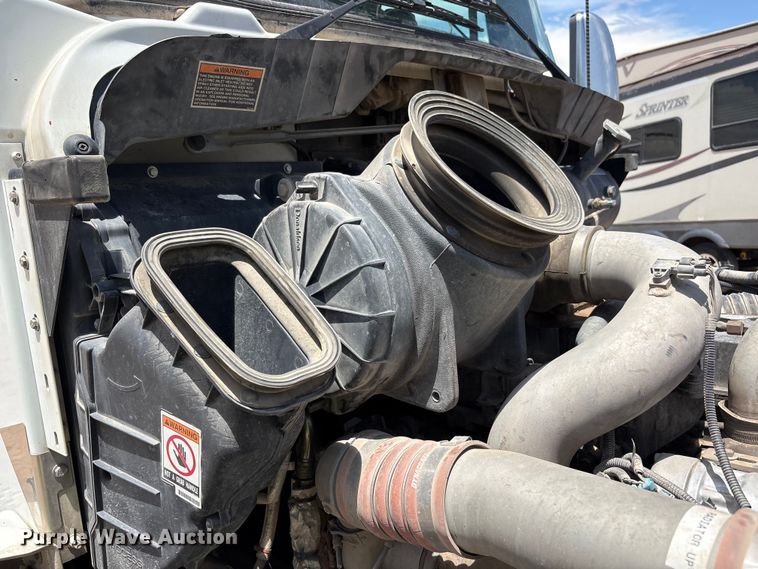 image for item YA4153 2016 Kenworth T370 utility / service truck