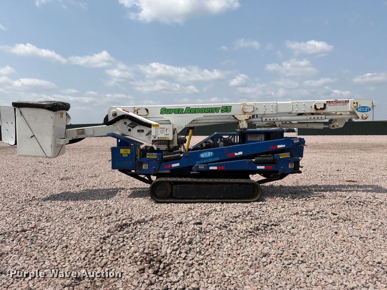 image for item YA4183 2017 SkyLift MA53TD tracked boom lift