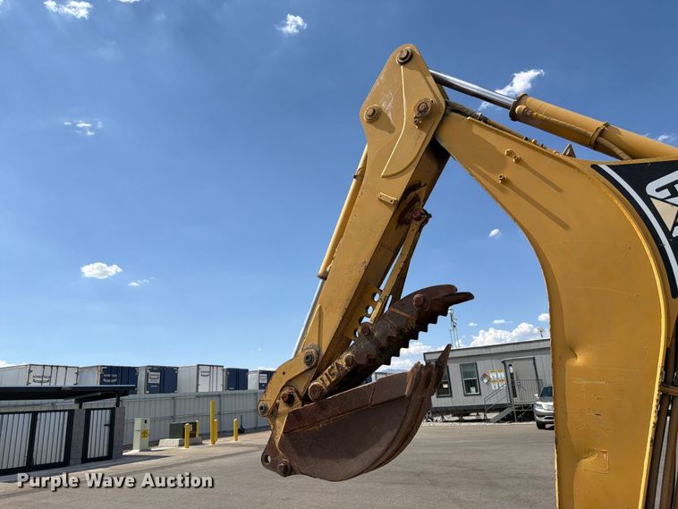 image for item YA4200 1999 Caterpillar 416C backhoe