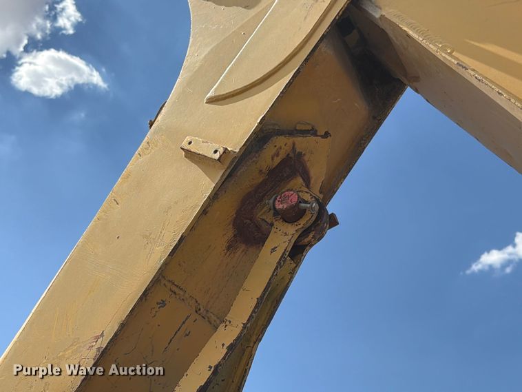 image for item YA4200 1999 Caterpillar 416C backhoe