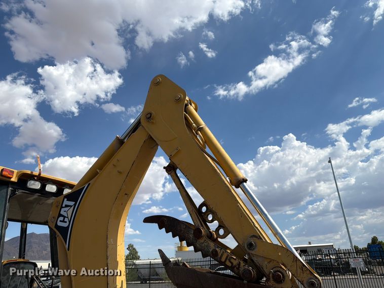 image for item YA4200 1999 Caterpillar 416C backhoe