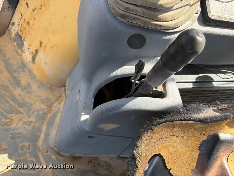 image for item YA4200 1999 Caterpillar 416C backhoe