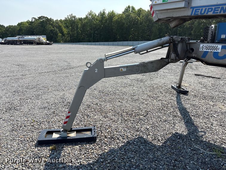 image for item YA4210 2022 Teupen TC110SJ tracked boom lift