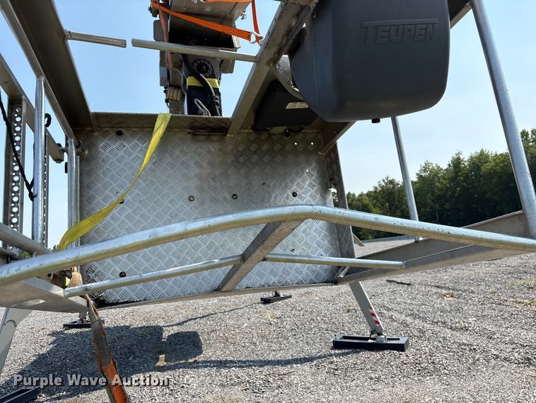 image for item YA4210 2022 Teupen TC110SJ tracked boom lift