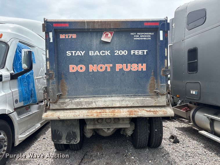 image for item YA4262 2020 Western Star 4700 dump truck