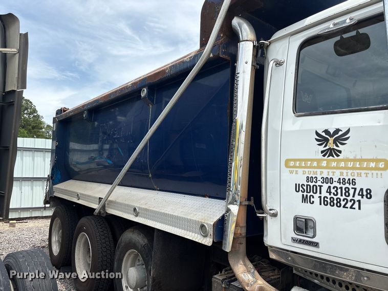 image for item YA4262 2020 Western Star 4700 dump truck