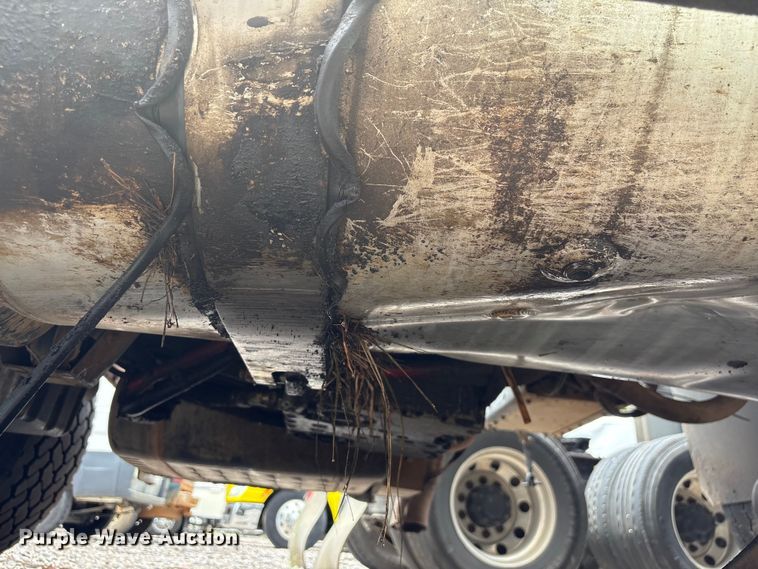 image for item YA4262 2020 Western Star 4700 dump truck