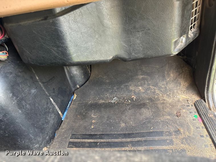 image for item YA4262 2020 Western Star 4700 dump truck
