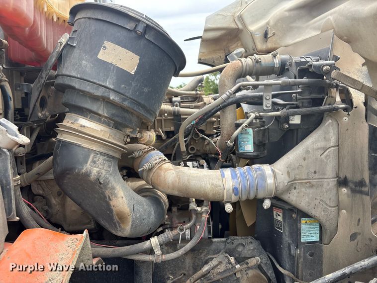 image for item YA4262 2020 Western Star 4700 dump truck