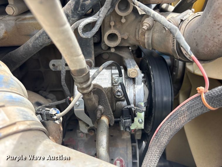 image for item YA4262 2020 Western Star 4700 dump truck
