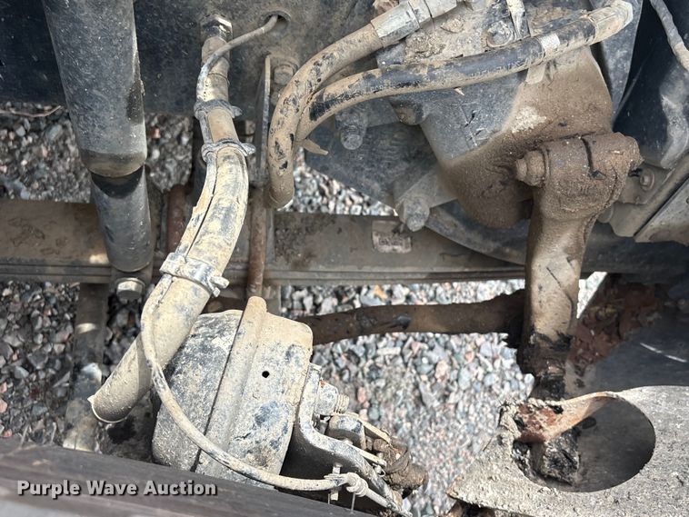 image for item YA4262 2020 Western Star 4700 dump truck